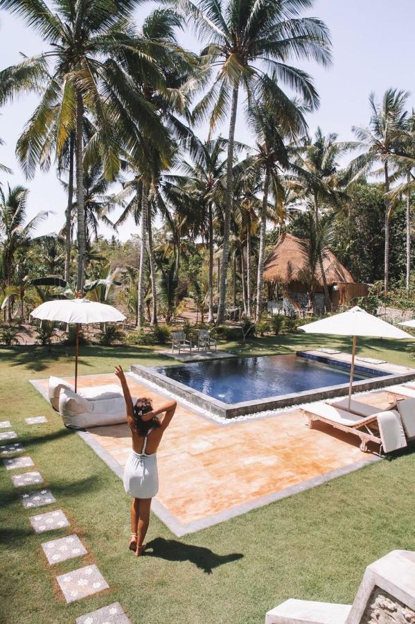 La Royale Romantic Bamboo Villas Klungkung Dış mekan fotoğraf
